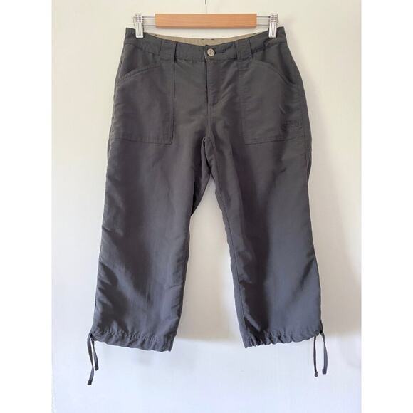 The North Face Gray Nylon Hiking Capri Pants Women’s Size 6 Outdoor Travel - Picture 1 of 5